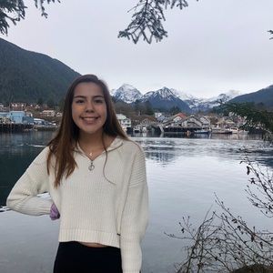 Meet your Posher, Leah